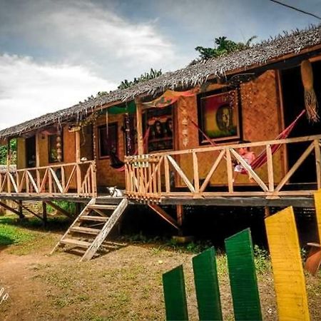 Rasta Family House Hotel El Nido Eksteriør billede